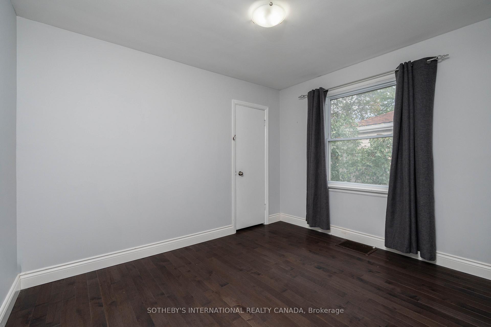 Photo 12 of 416 Fennell Avenue E, Hamilton, Hill Park — HOMEH