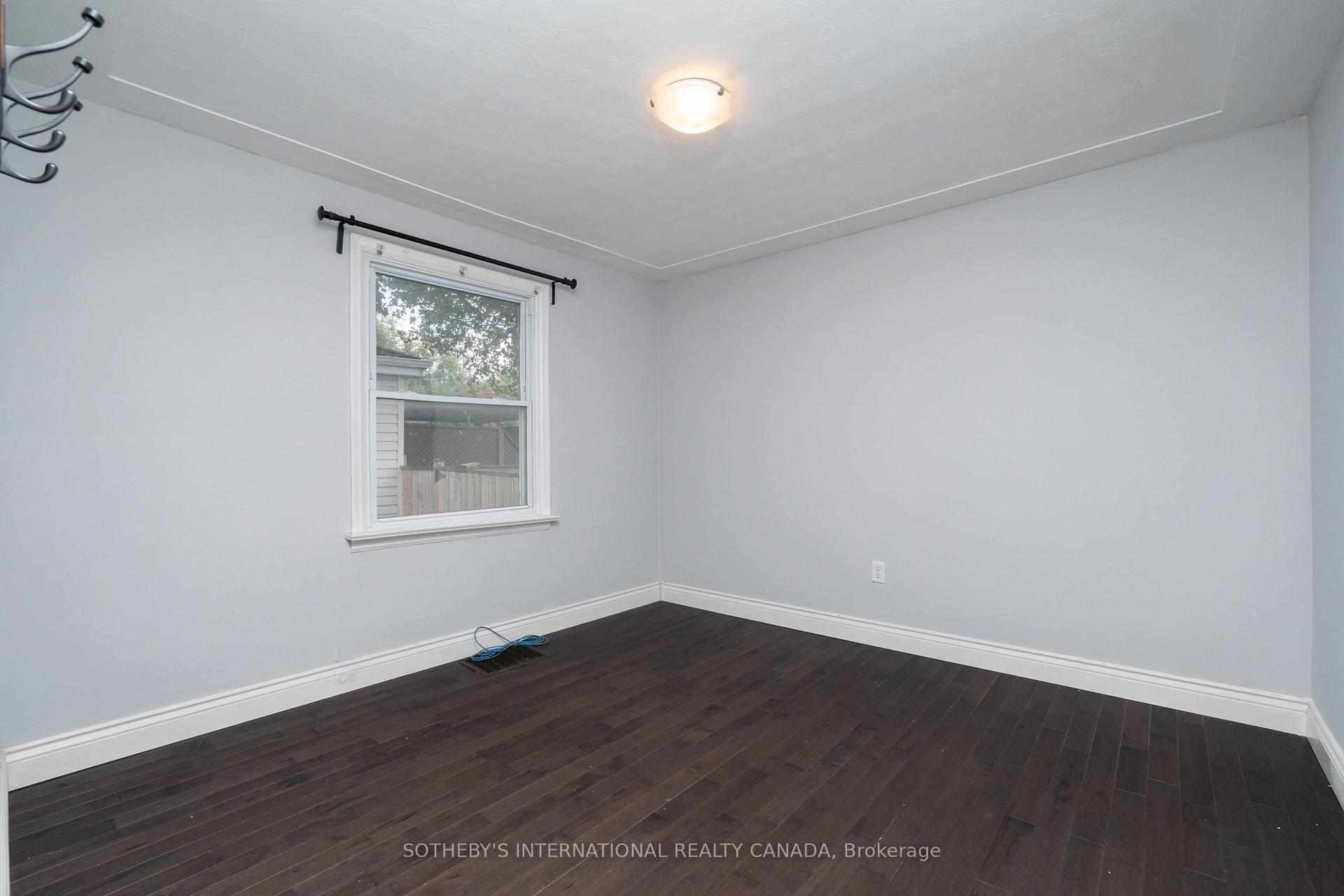 Photo 15 of 416 Fennell Avenue E, Hamilton, Hill Park — HOMEH