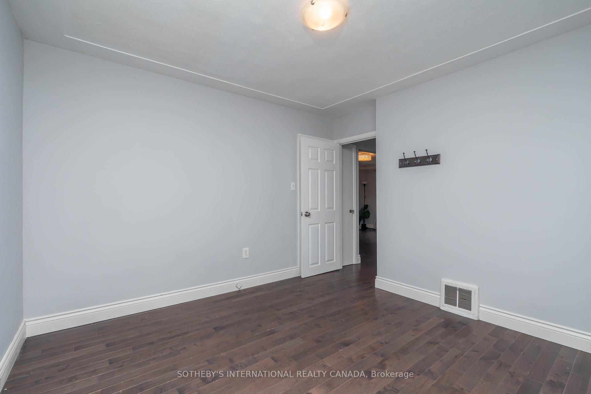 Photo 16 of 416 Fennell Avenue E, Hamilton, Hill Park — HOMEH