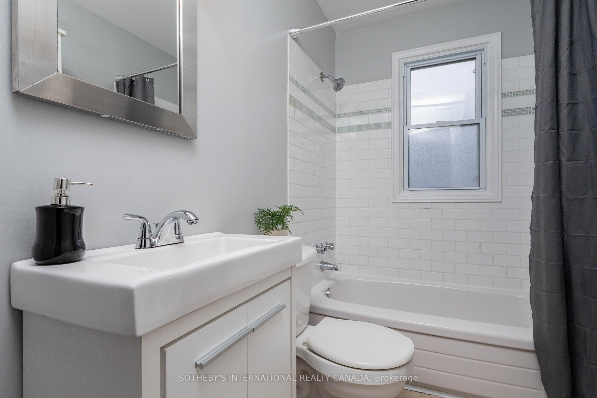 Photo 17 of 416 Fennell Avenue E, Hamilton, Hill Park — HOMEH
