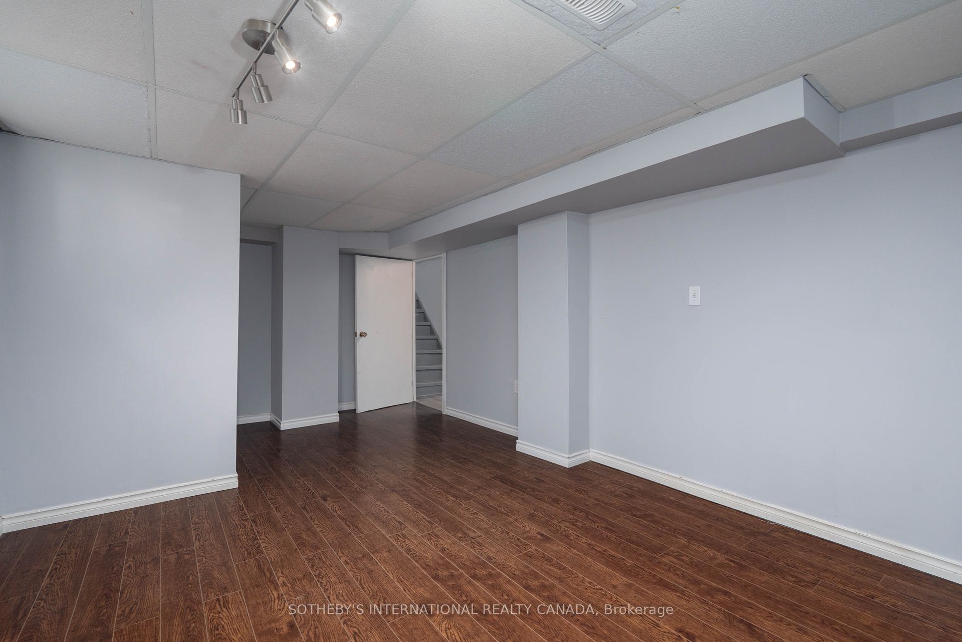 Photo 26 of 416 Fennell Avenue E, Hamilton, Hill Park — HOMEH