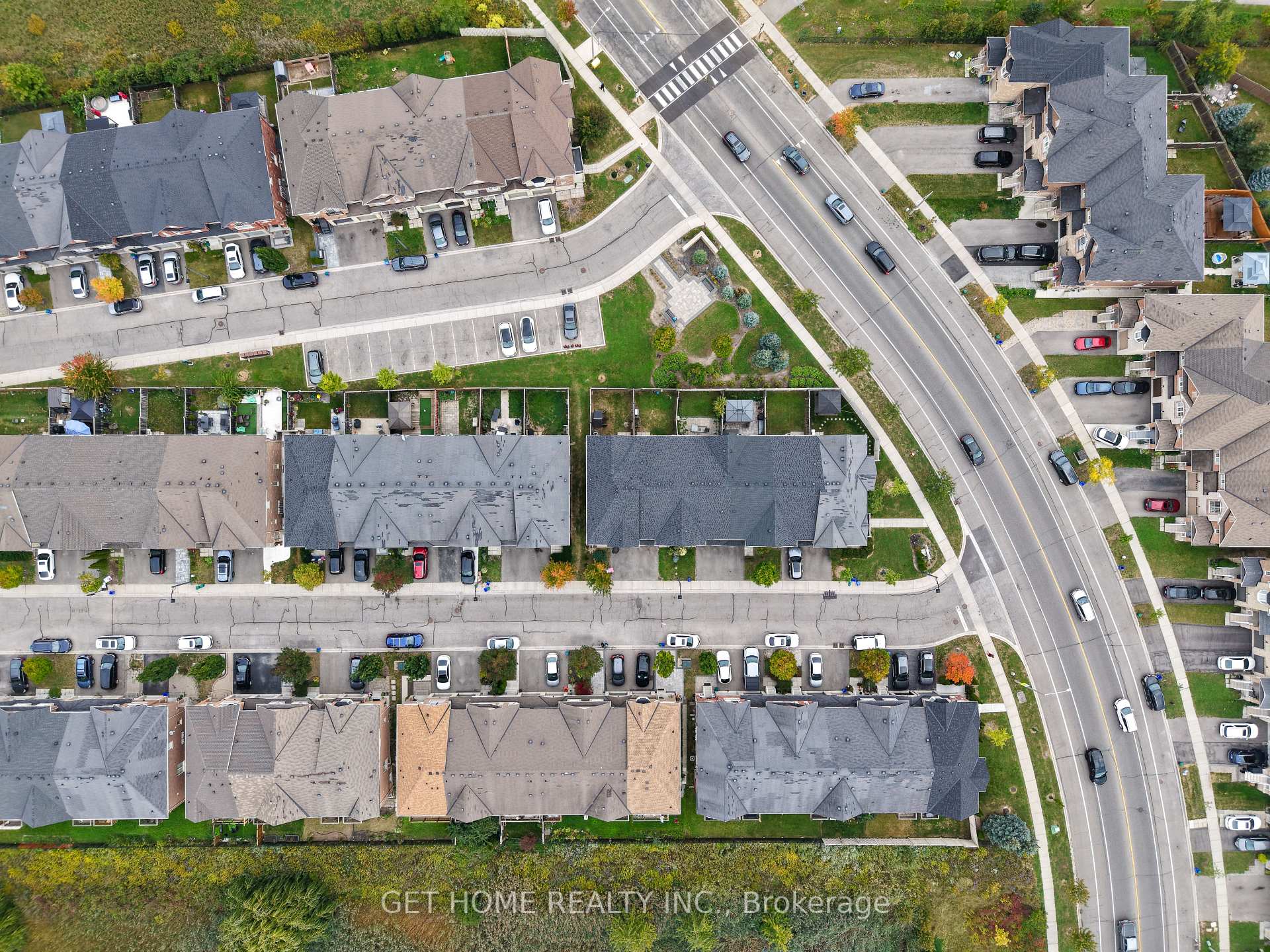 Photo 3 of Unit 61, 745 Farmstead Drive, Milton, Willmott — HOMEH