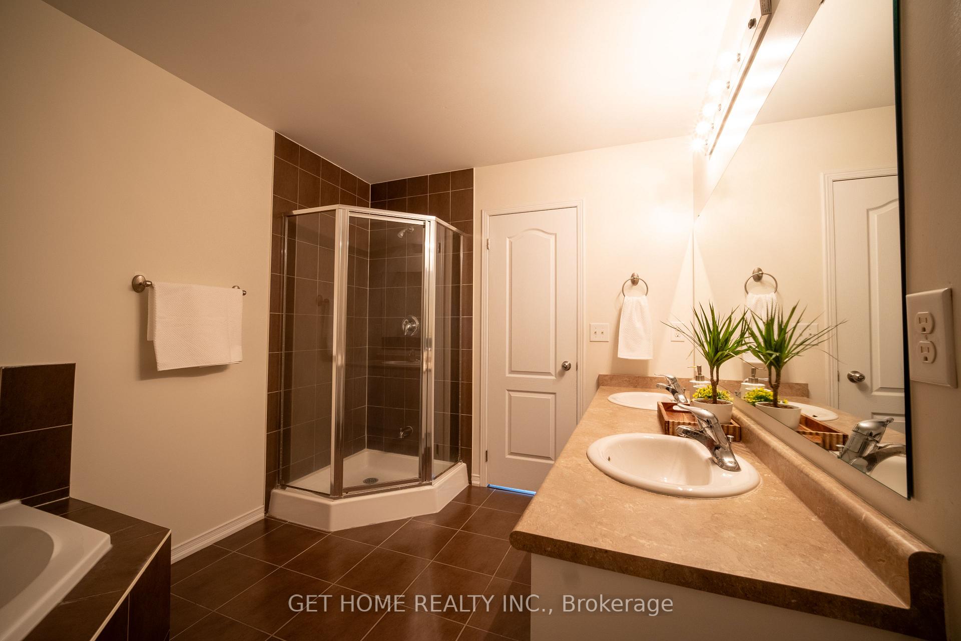Photo 25 of Unit 61, 745 Farmstead Drive, Milton, Willmott — HOMEH