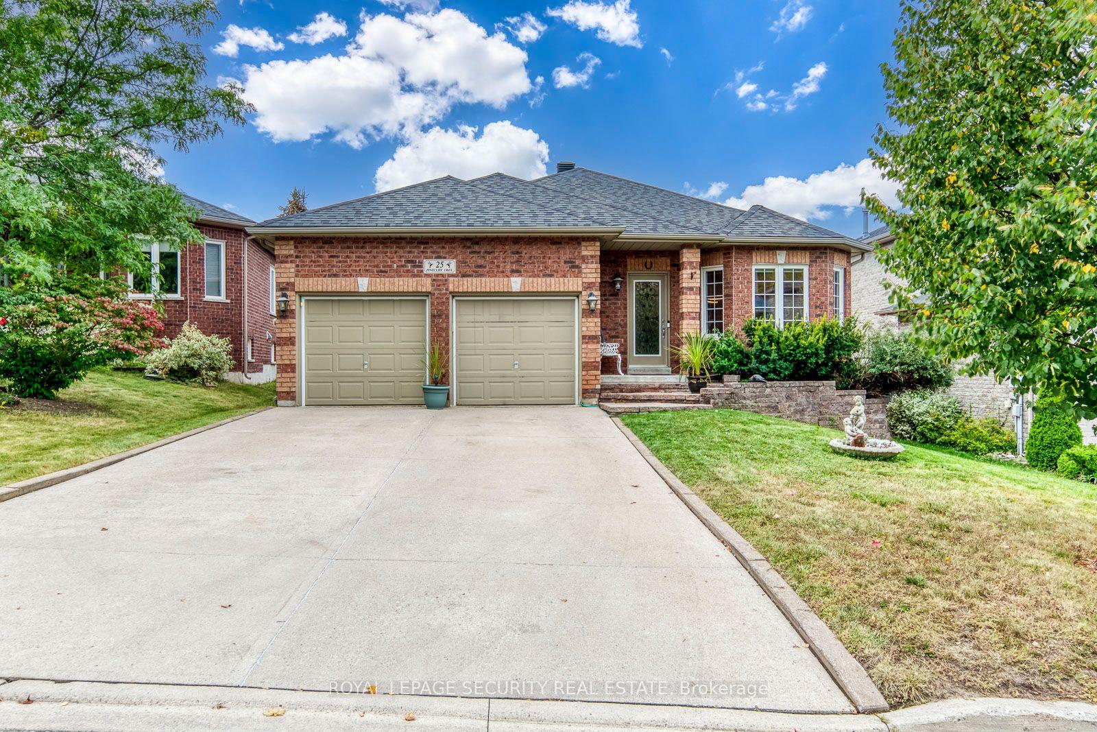 Photo 2 of 25 Pinecliff Crescent, Barrie, Ardagh — HOMEH