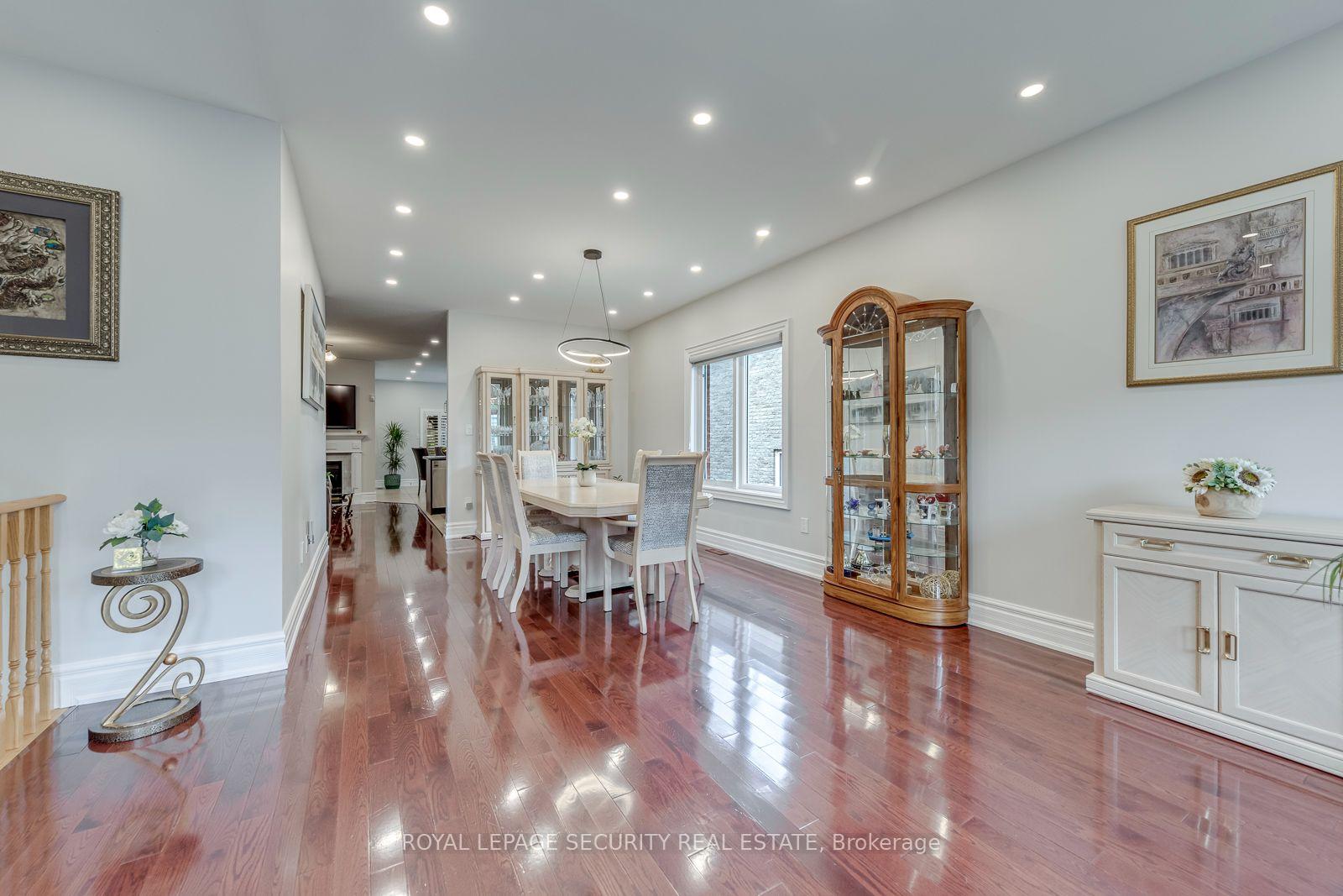 Photo 6 of 25 Pinecliff Crescent, Barrie, Ardagh — HOMEH