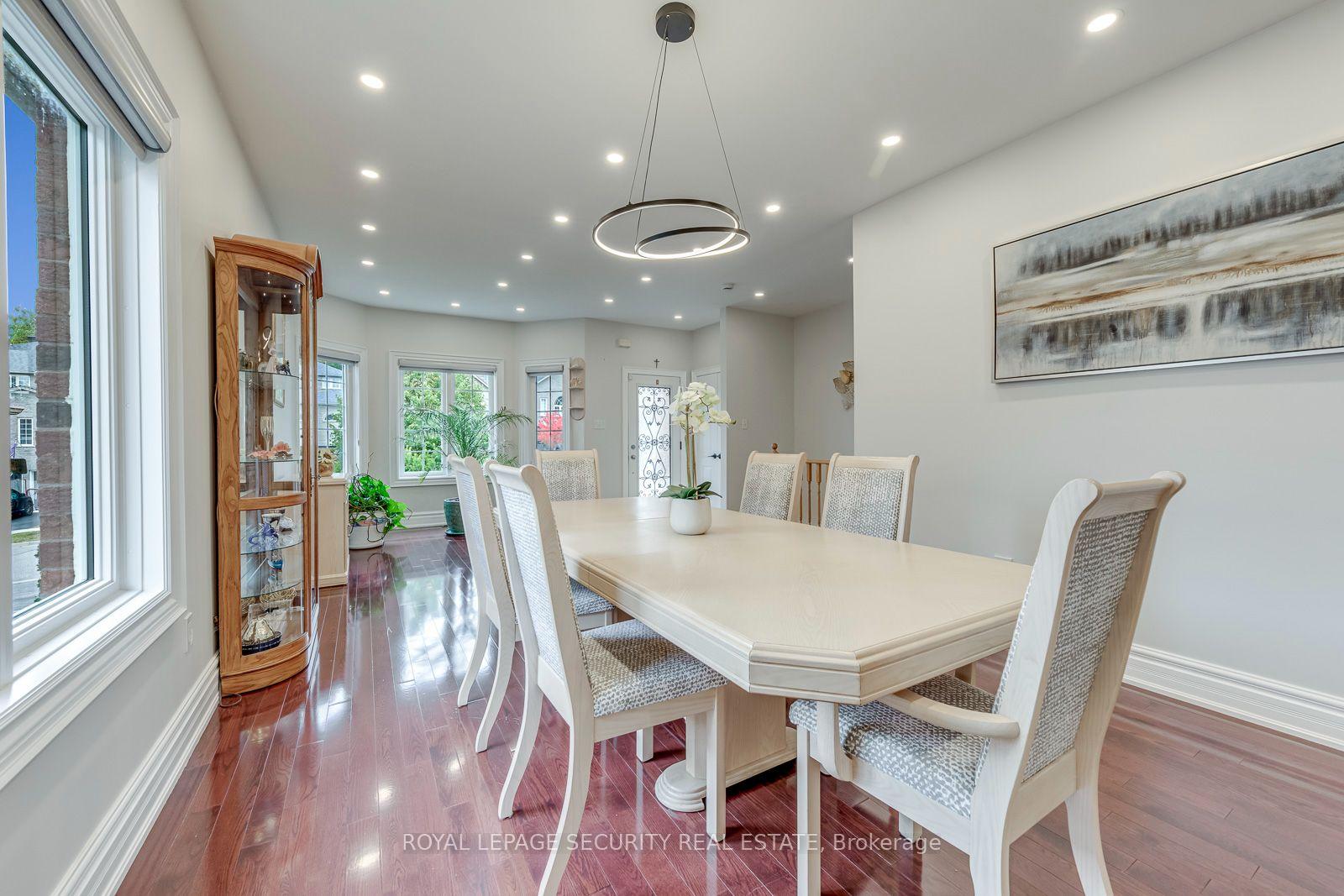 Photo 10 of 25 Pinecliff Crescent, Barrie, Ardagh — HOMEH