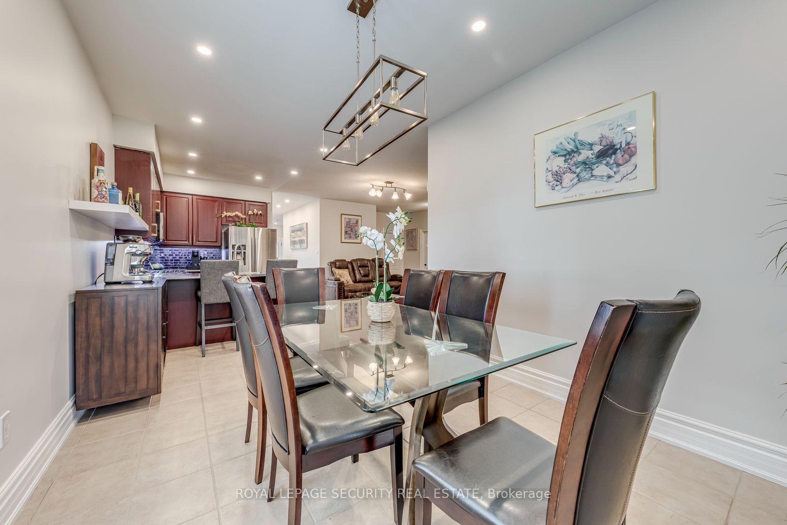 Photo 20 of 25 Pinecliff Crescent, Barrie, Ardagh — HOMEH
