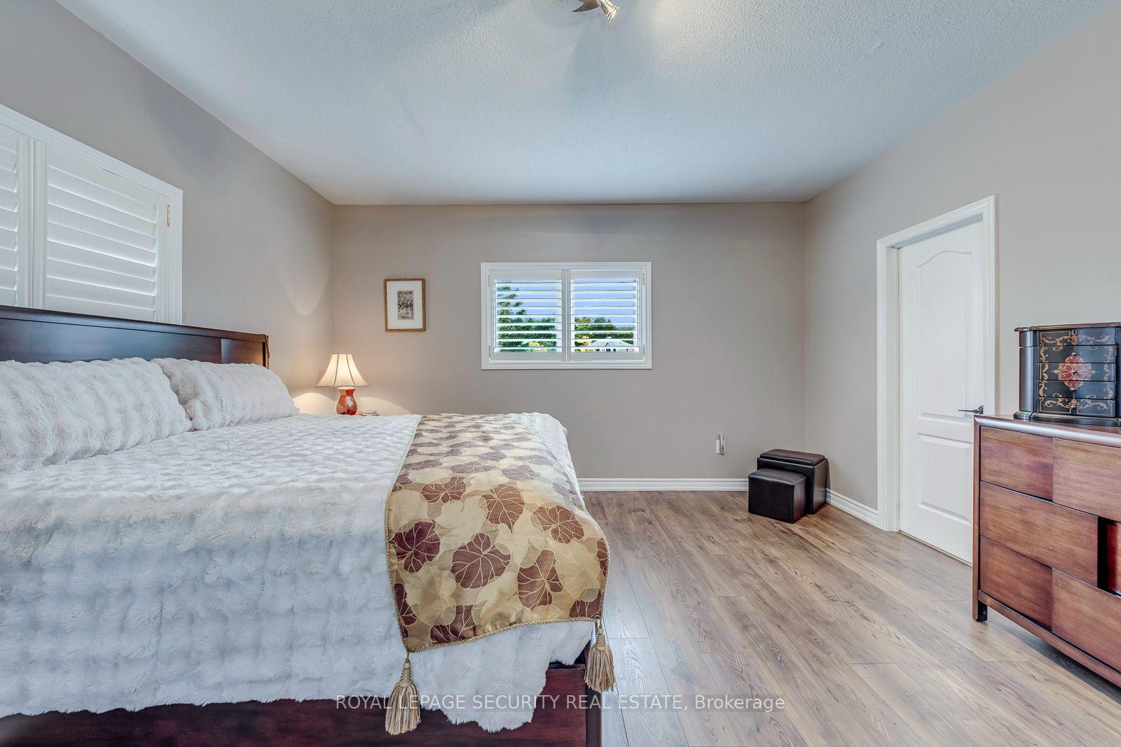 Photo 22 of 25 Pinecliff Crescent, Barrie, Ardagh — HOMEH