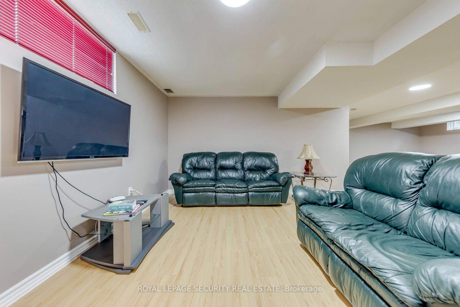 Photo 37 of 25 Pinecliff Crescent, Barrie, Ardagh — HOMEH