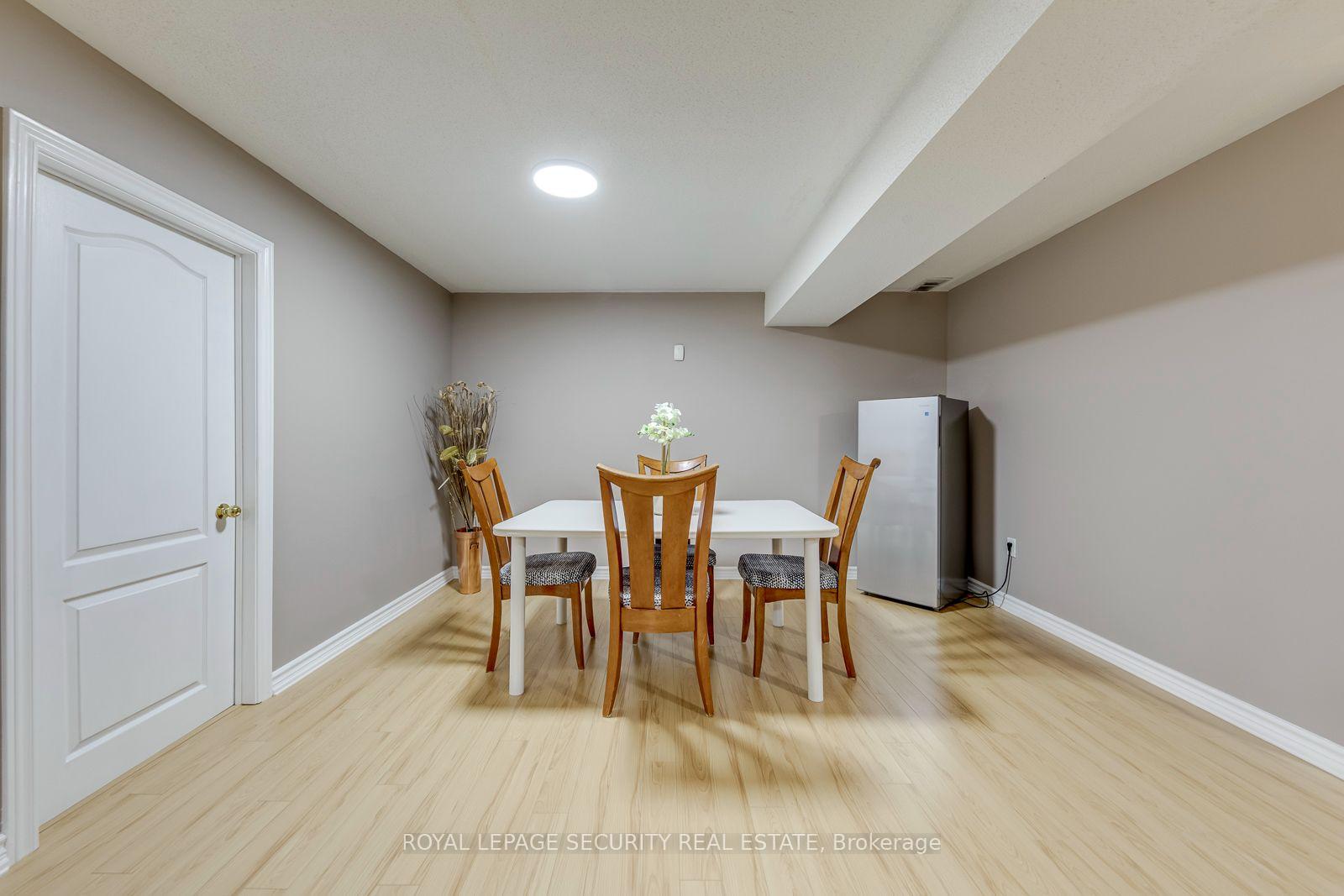 Photo 39 of 25 Pinecliff Crescent, Barrie, Ardagh — HOMEH