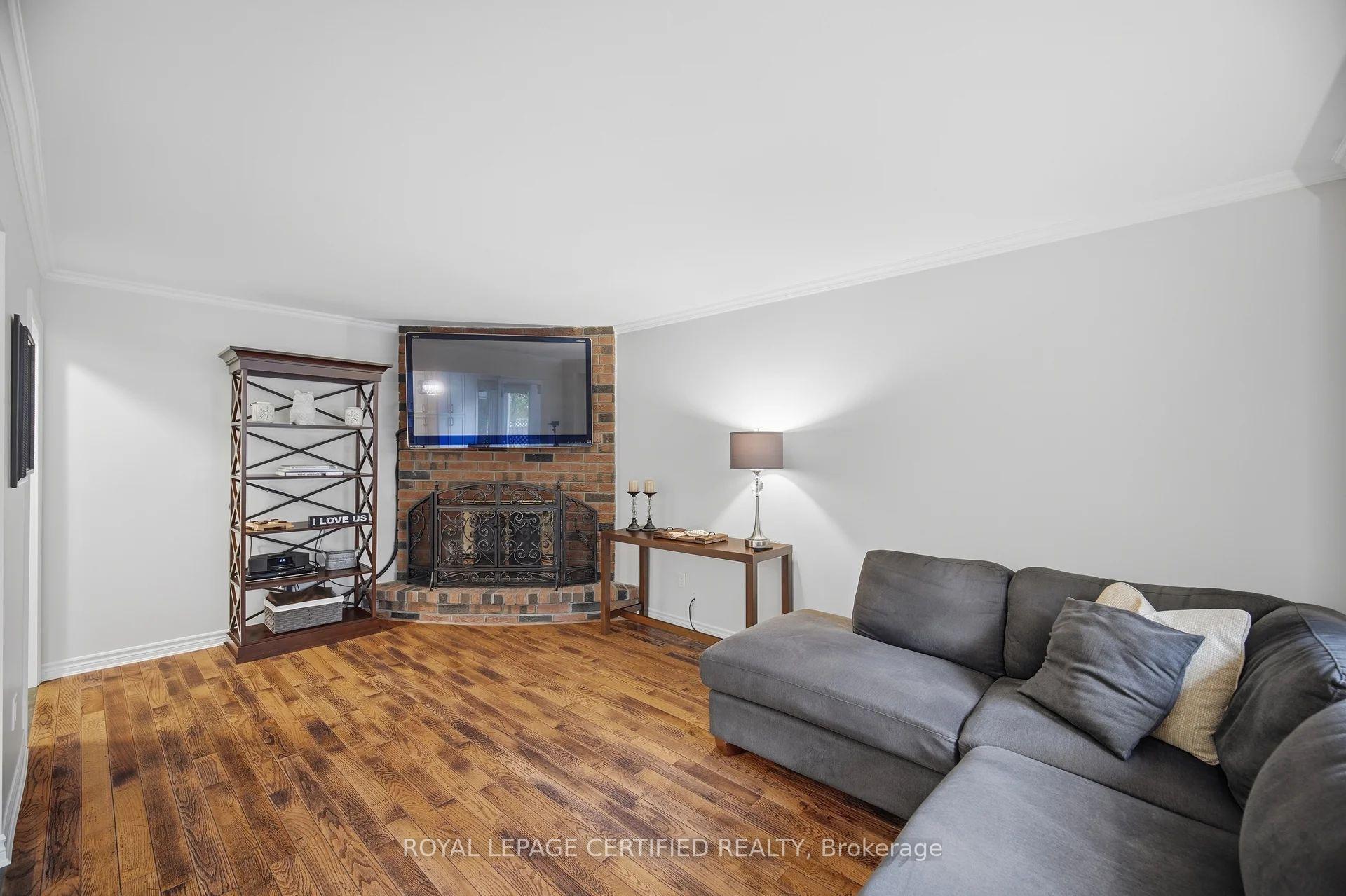 Photo 29 of 8 Wishart Place, Brampton, Heart Lake East — HOMEH