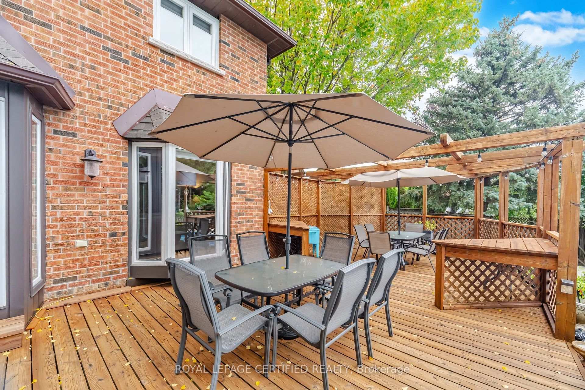 Photo 75 of 8 Wishart Place, Brampton, Heart Lake East — HOMEH