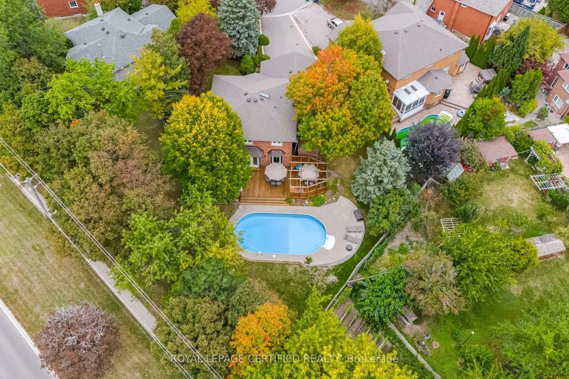 Photo 5 of 8 Wishart Place, Brampton, Heart Lake East — HOMEH
