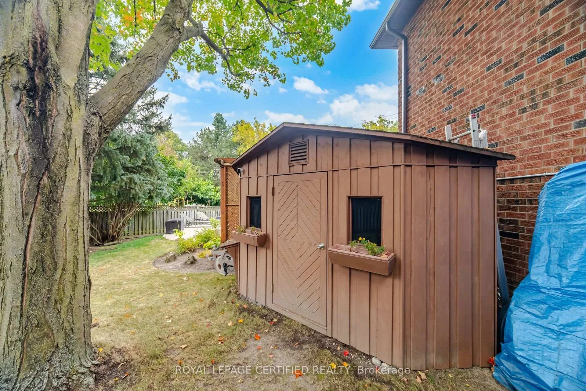 Photo 31 of 8 Wishart Place, Brampton, Heart Lake East — HOMEH