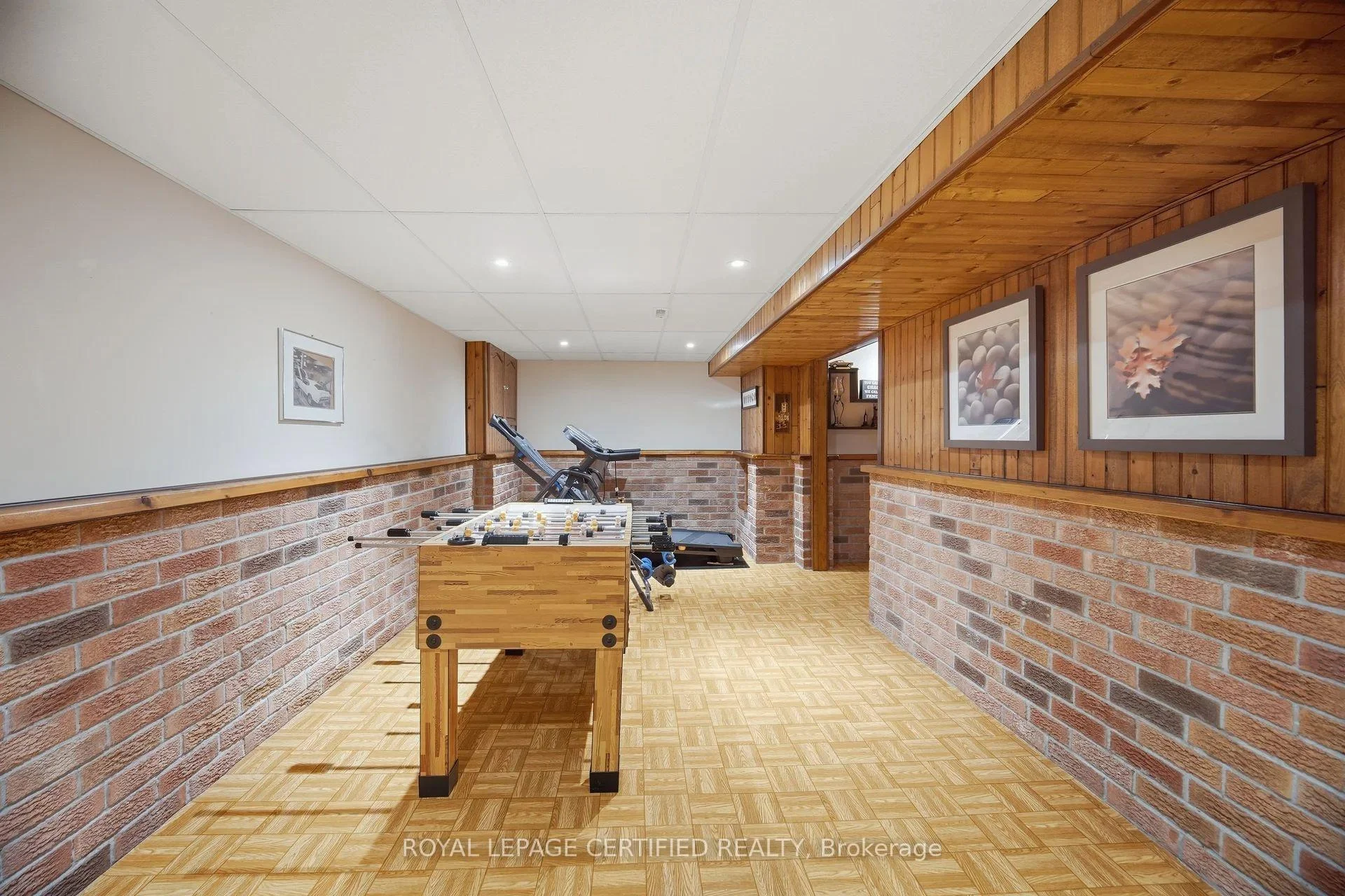 Photo 44 of 8 Wishart Place, Brampton, Heart Lake East — HOMEH