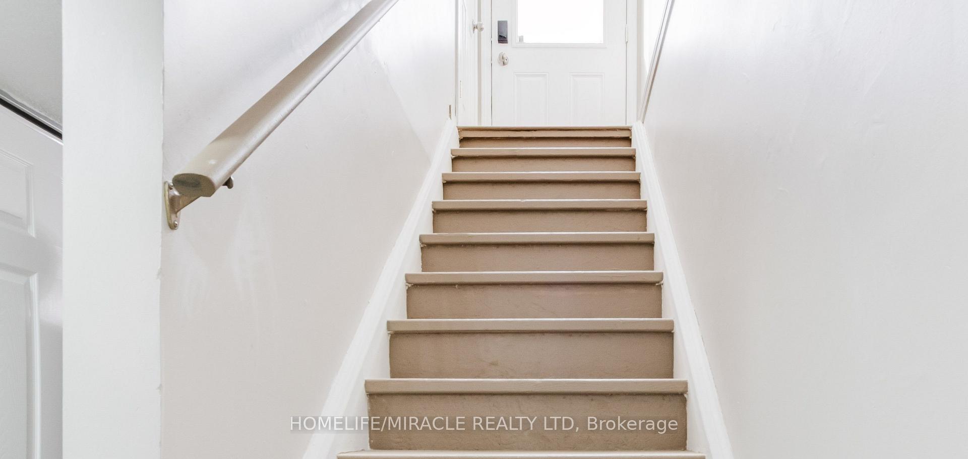Photo 33 of 67 Kinzie Avenue, Kitchener, Stanley Park — HOMEH