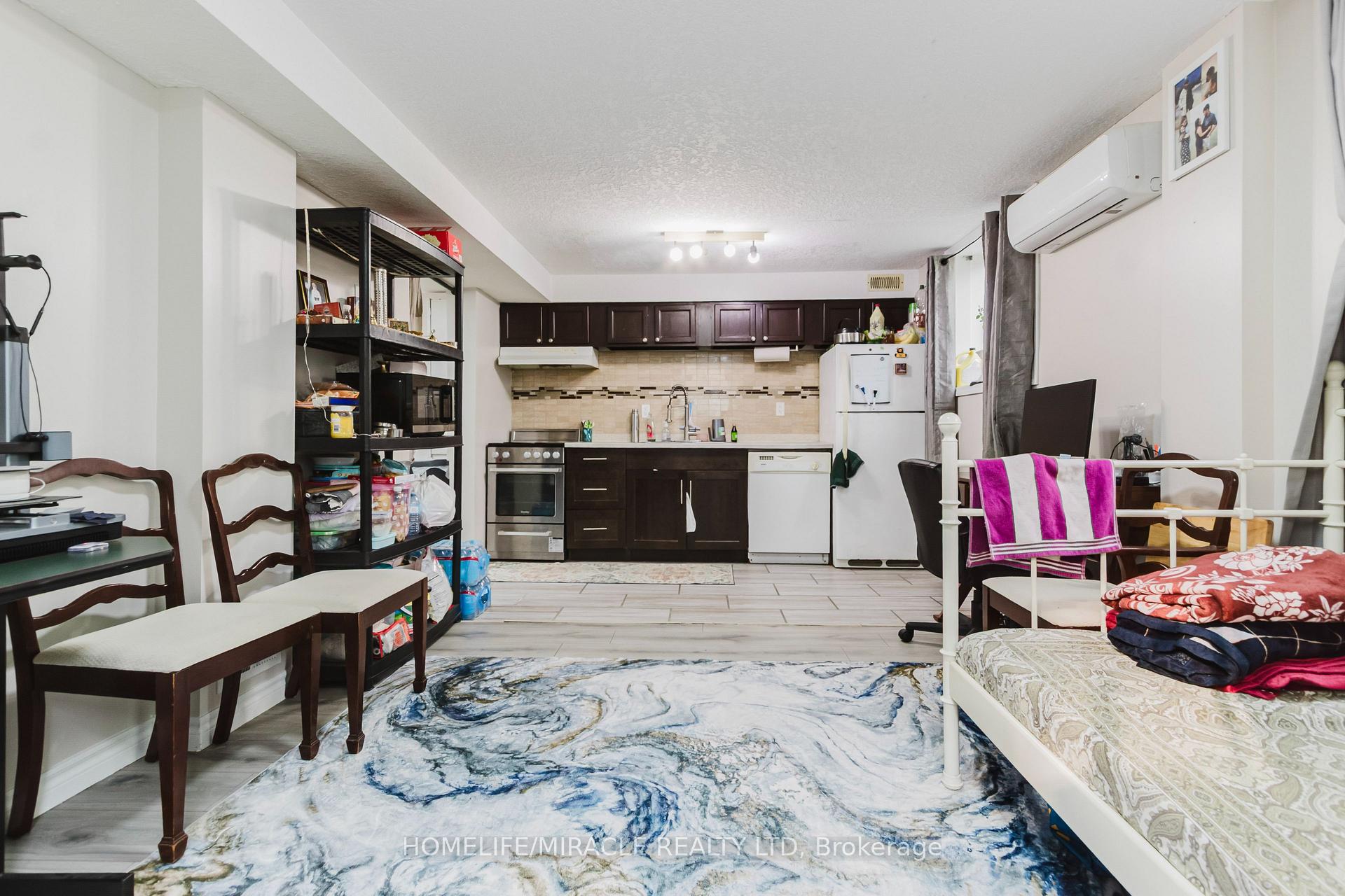 Photo 36 of 67 Kinzie Avenue, Kitchener, Stanley Park — HOMEH