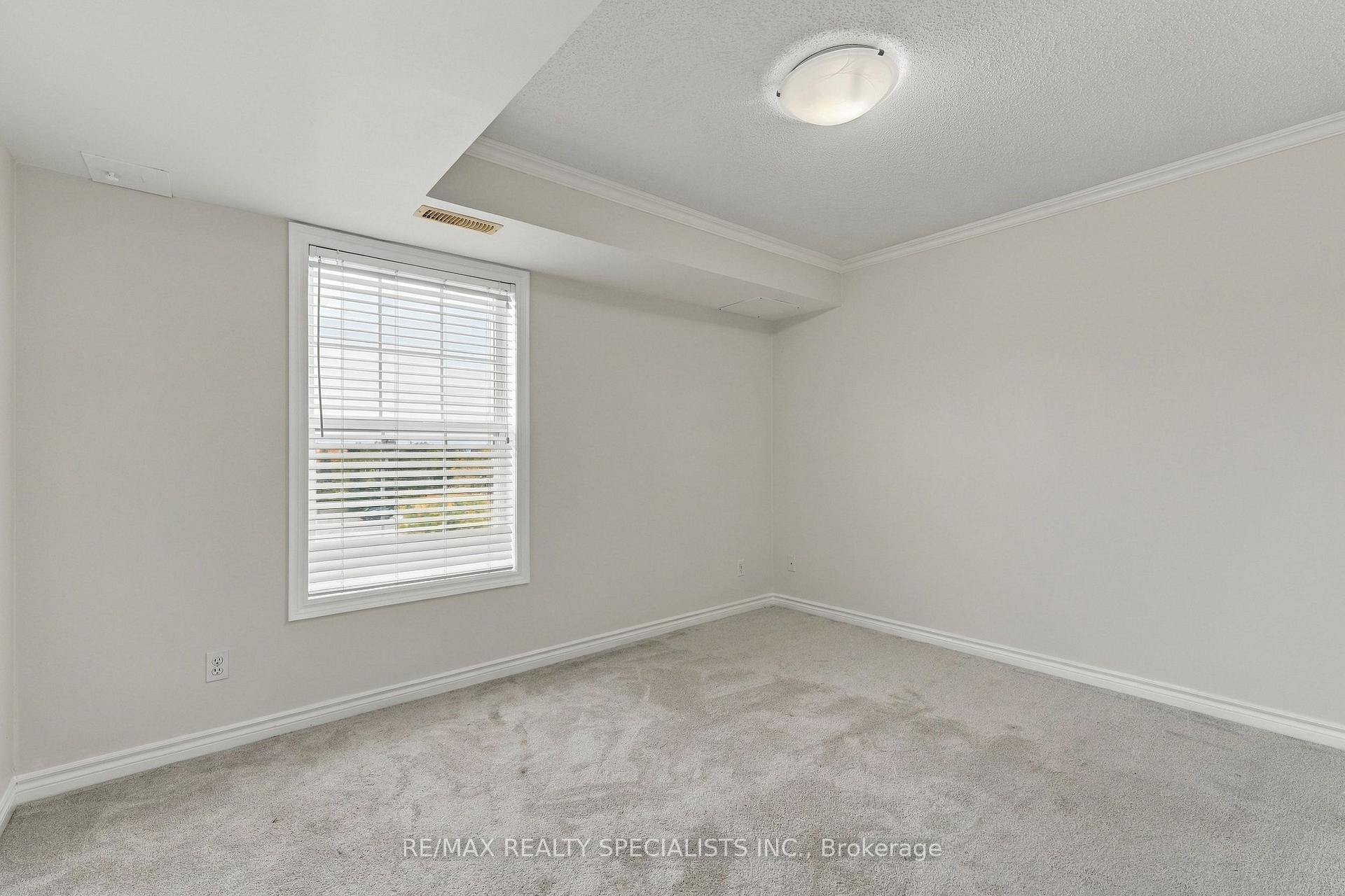Photo 19 of Unit 402, 1470 Bishops Gate, Oakville, Glen Abbey — HOMEH