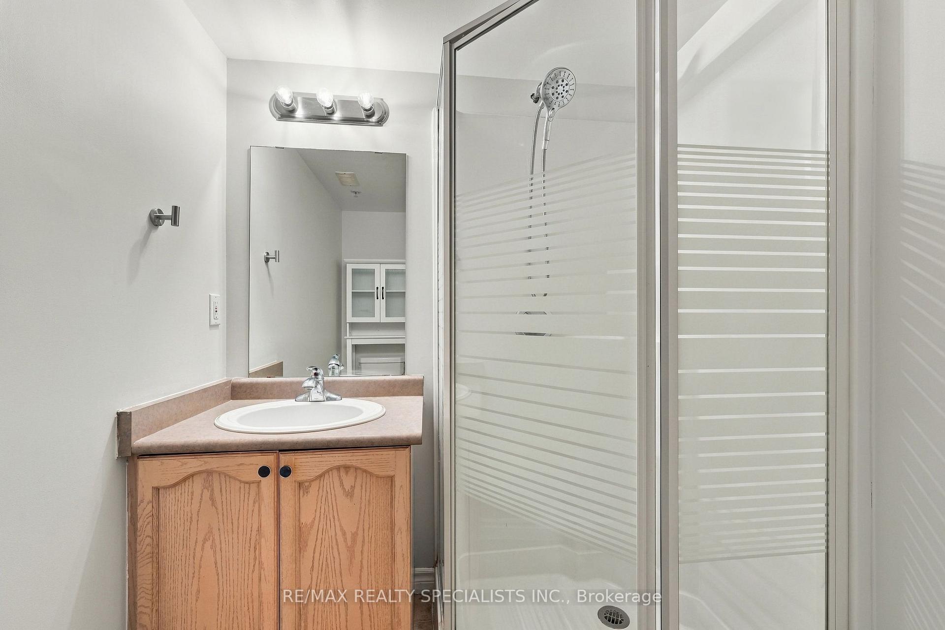 Photo 23 of Unit 402, 1470 Bishops Gate, Oakville, Glen Abbey — HOMEH