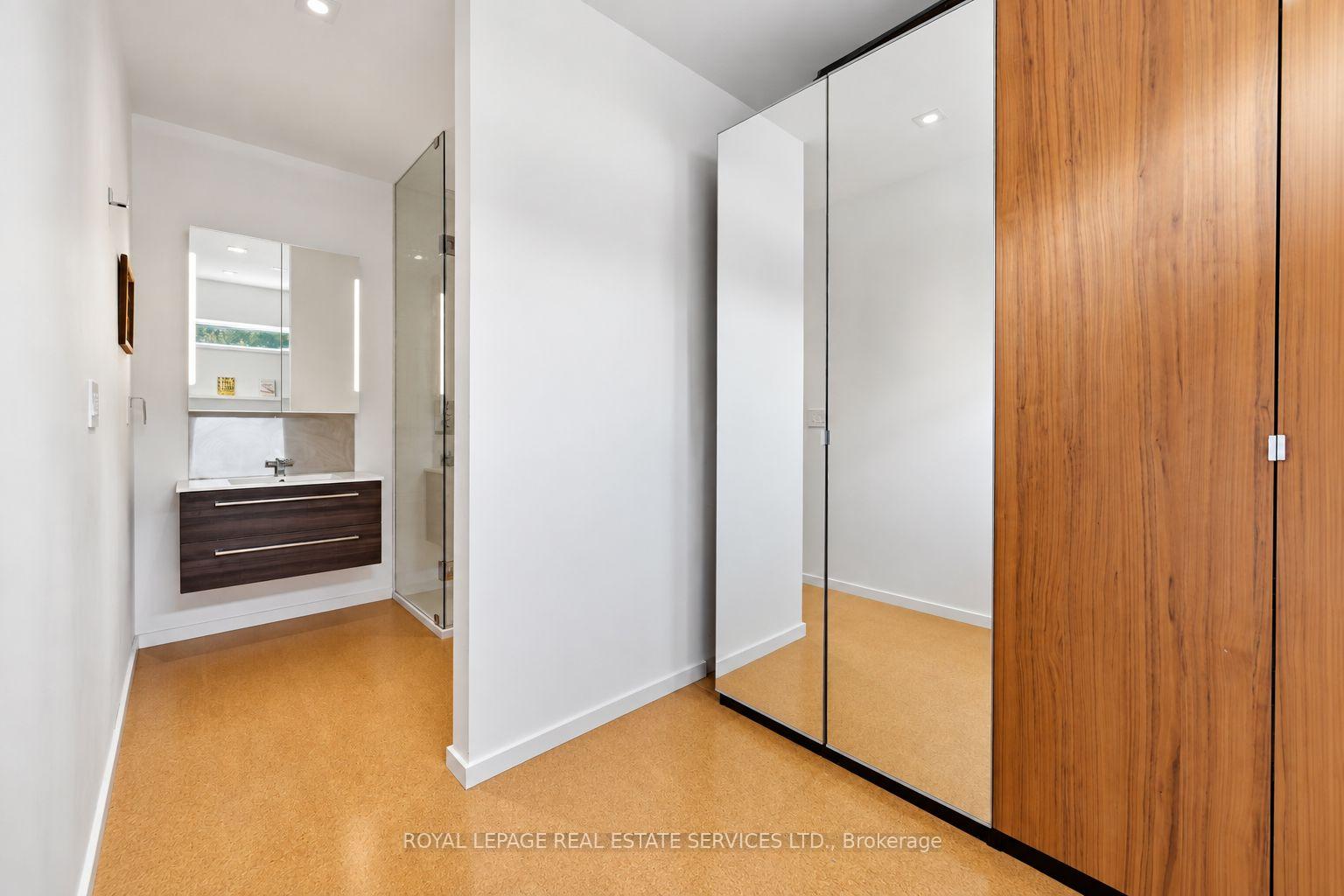 Photo 27 of 1318 Odessa Crescent, Oakville, College Park — HOMEH