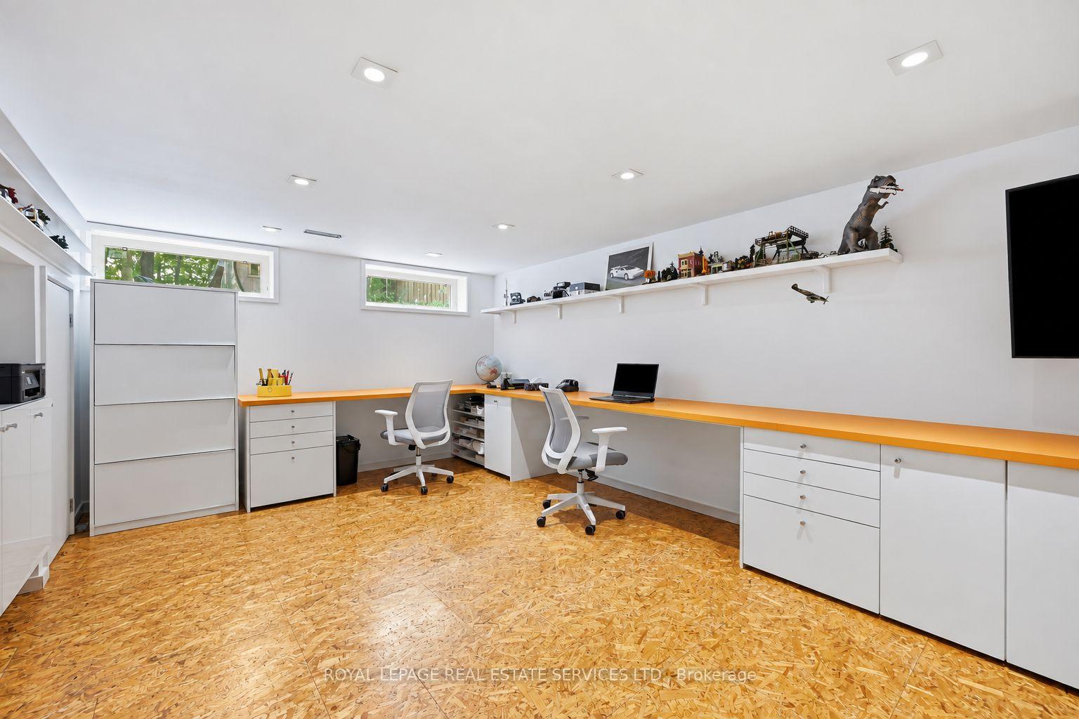 Photo 34 of 1318 Odessa Crescent, Oakville, College Park — HOMEH