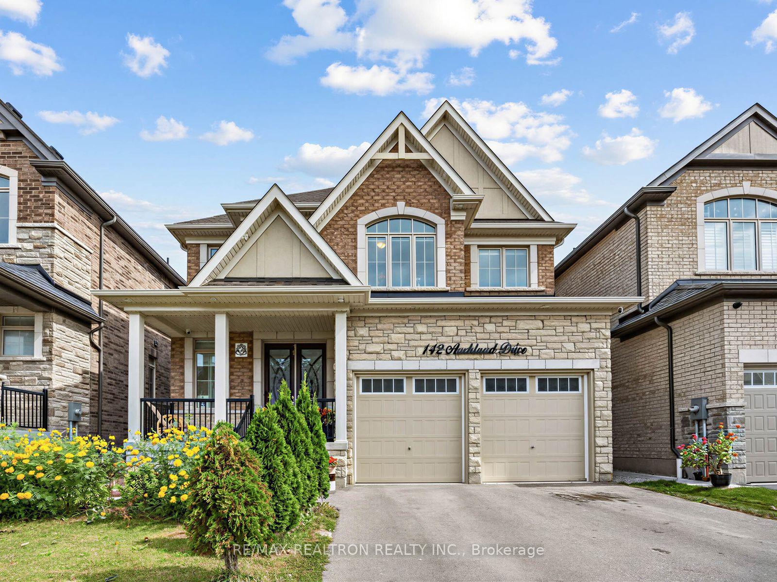 Photo 2 of 142 Auckland Drive, Whitby, Rural Whitby — HOMEH