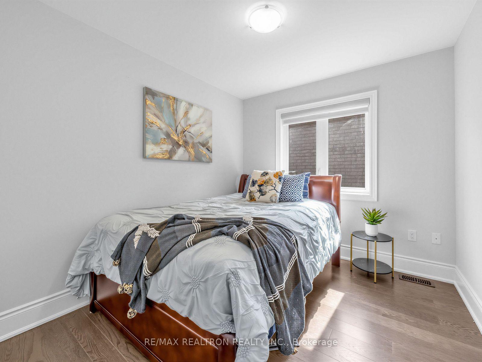 Photo 21 of 142 Auckland Drive, Whitby, Rural Whitby — HOMEH