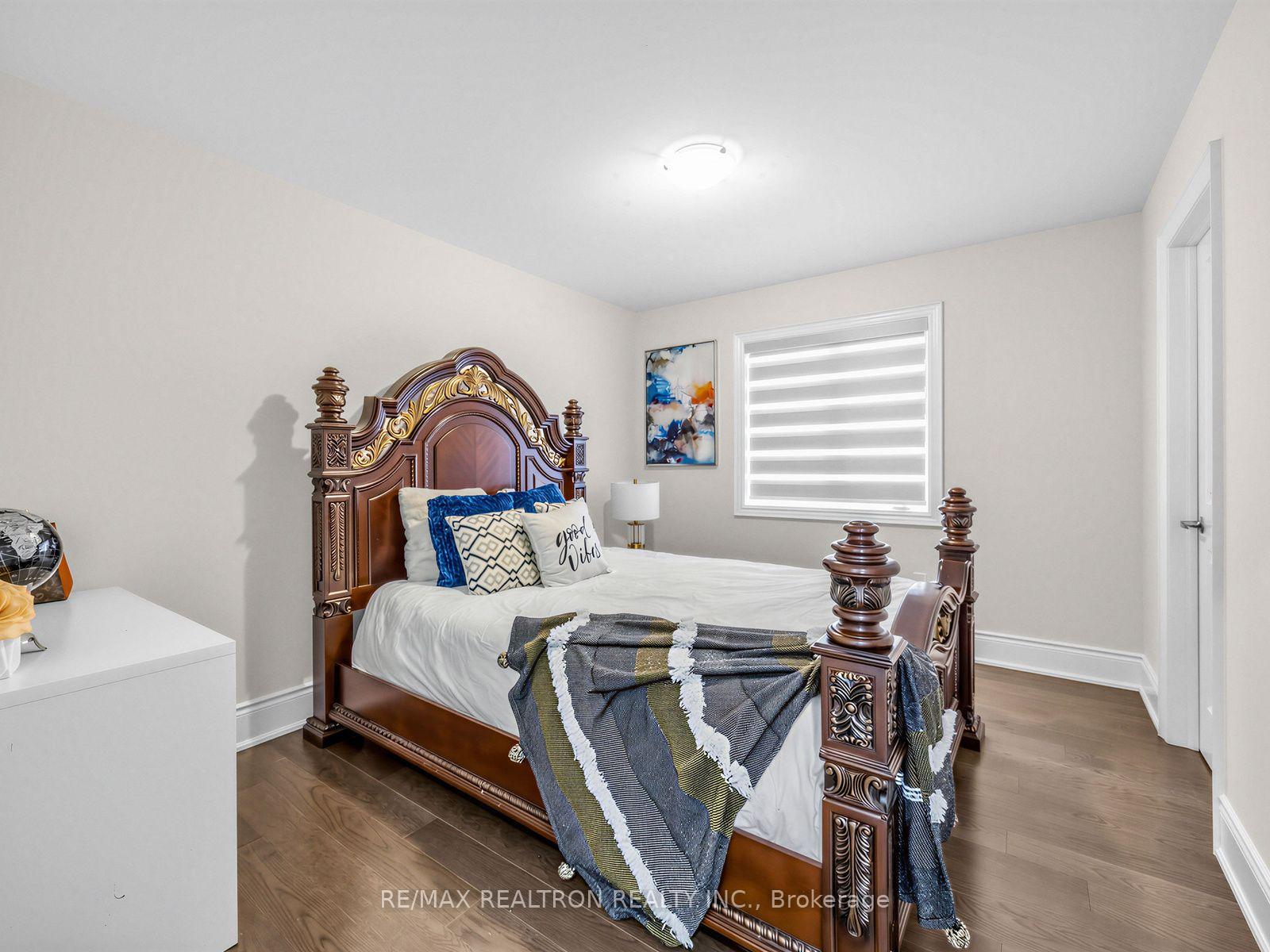 Photo 22 of 142 Auckland Drive, Whitby, Rural Whitby — HOMEH