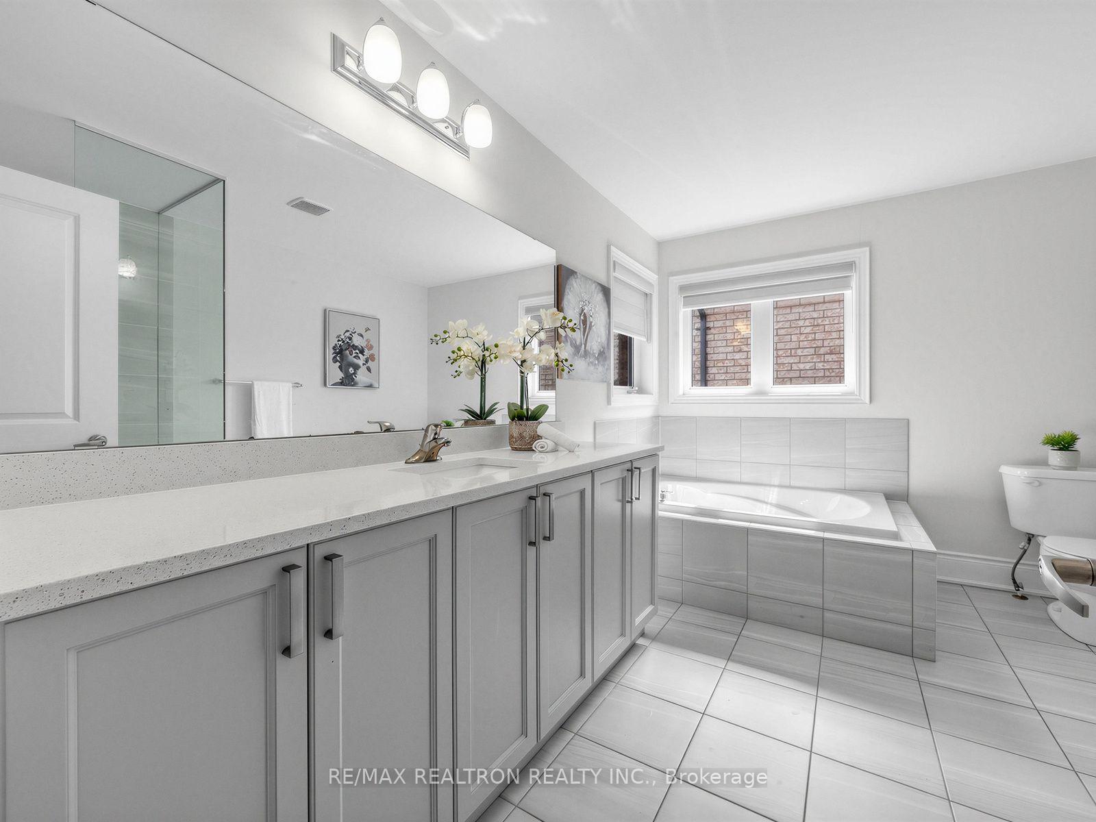 Photo 25 of 142 Auckland Drive, Whitby, Rural Whitby — HOMEH