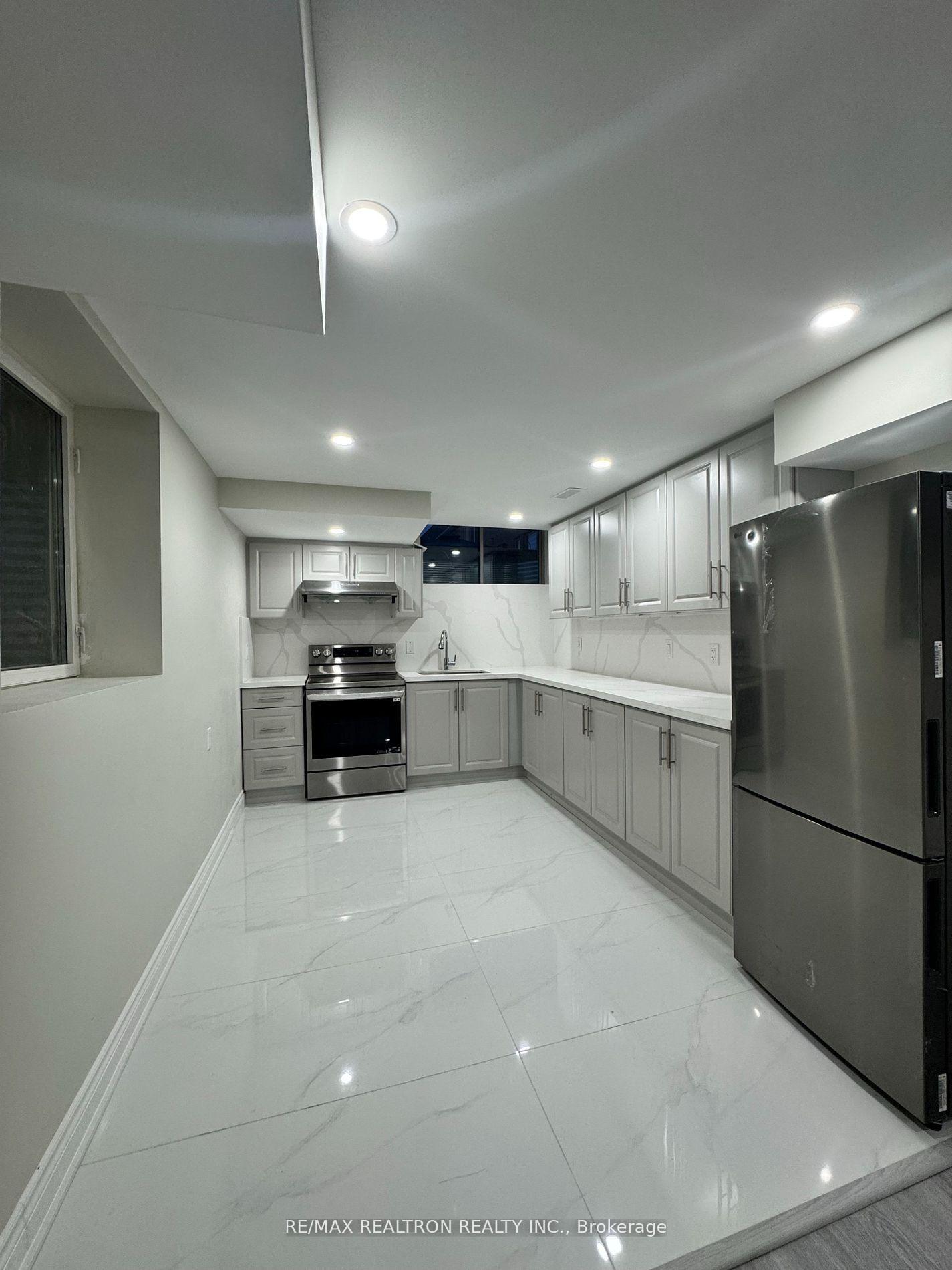 Photo 37 of 142 Auckland Drive, Whitby, Rural Whitby — HOMEH