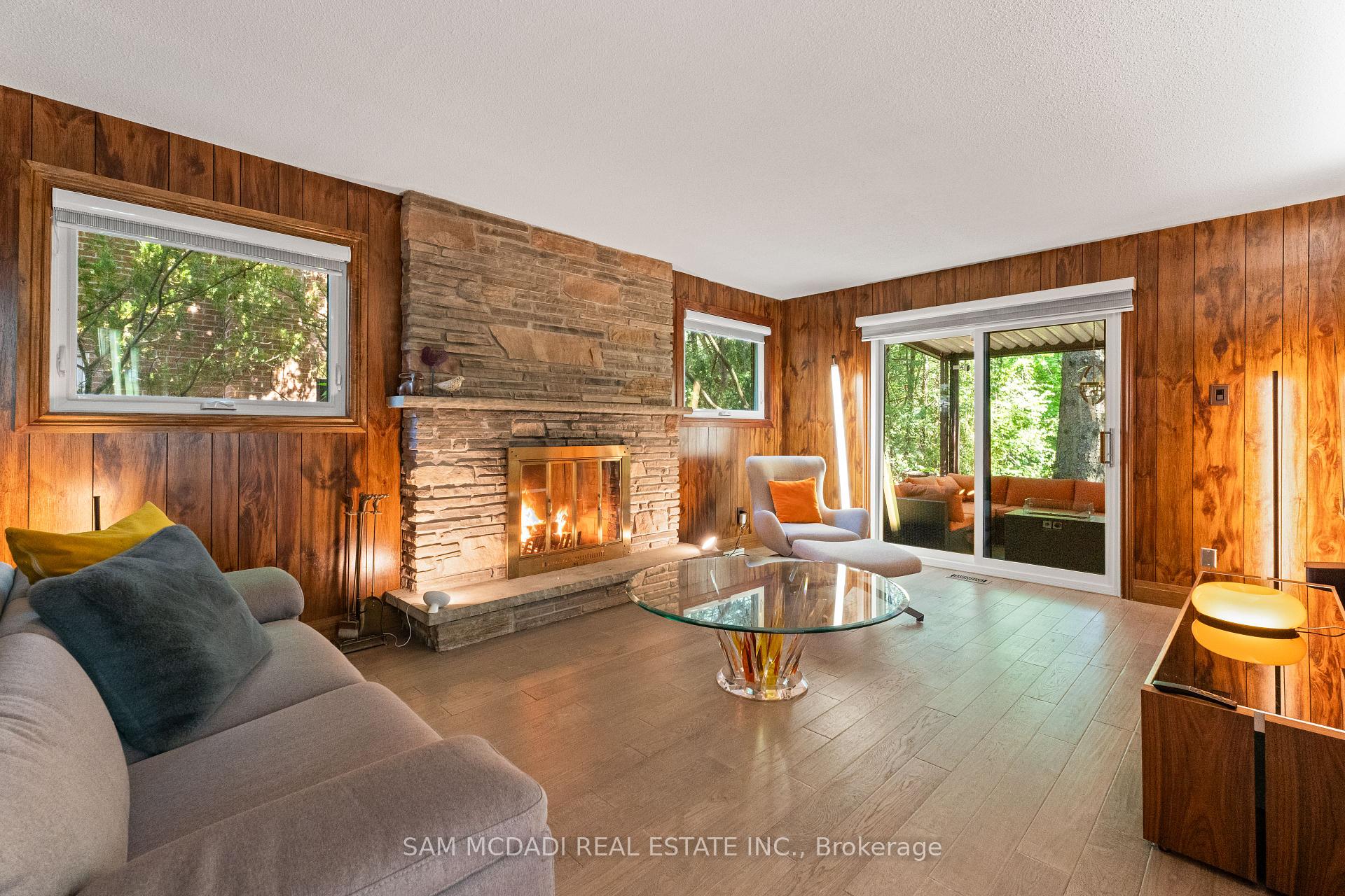 Photo 20 of 5 Canterbury Crescent, Etobicoke, Edenbridge-Humber Valley — HOMEH