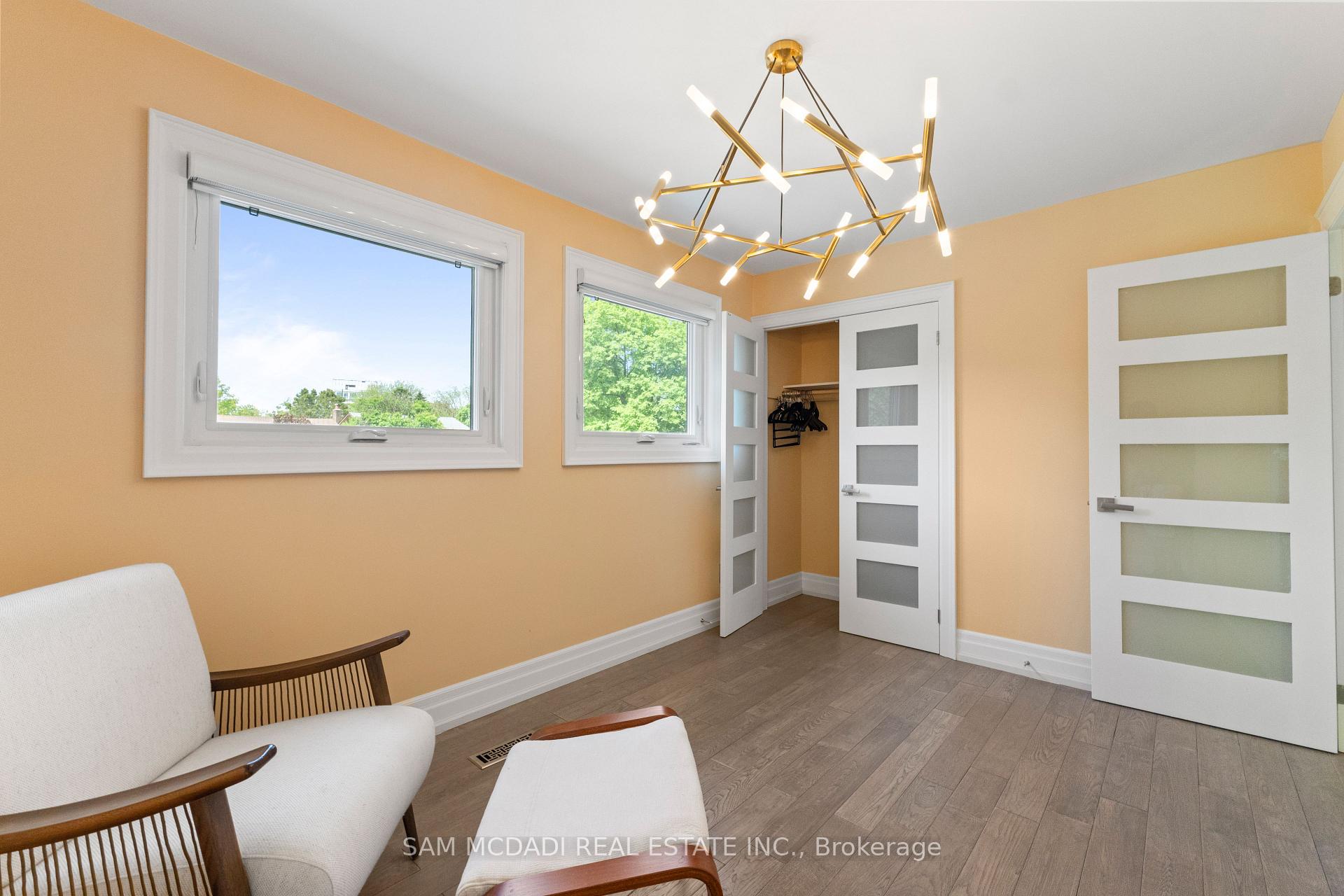 Photo 27 of 5 Canterbury Crescent, Etobicoke, Edenbridge-Humber Valley — HOMEH