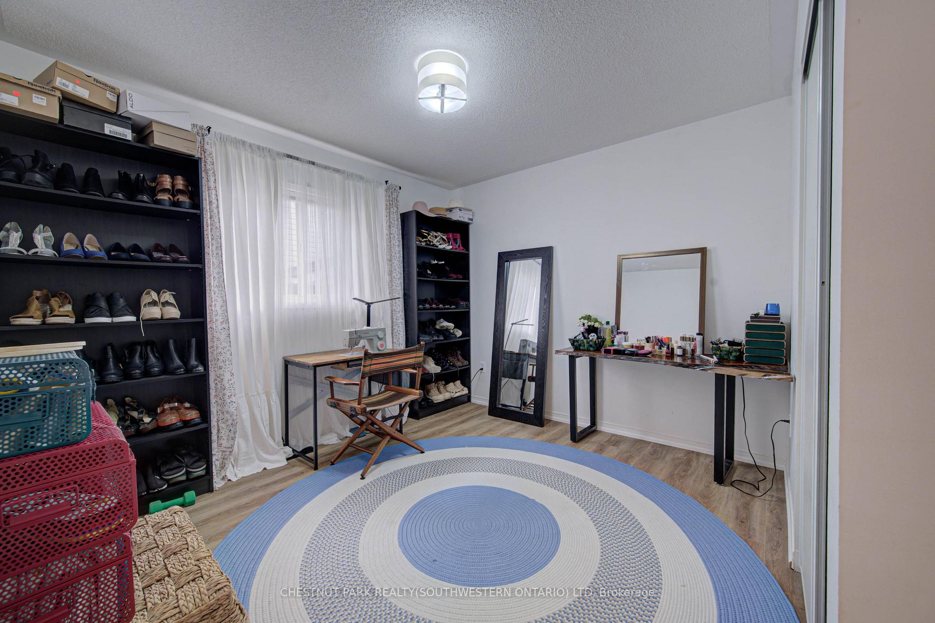 Photo 18 of 317 Christopher Drive, Cambridge, Christopher-Champlain — HOMEH