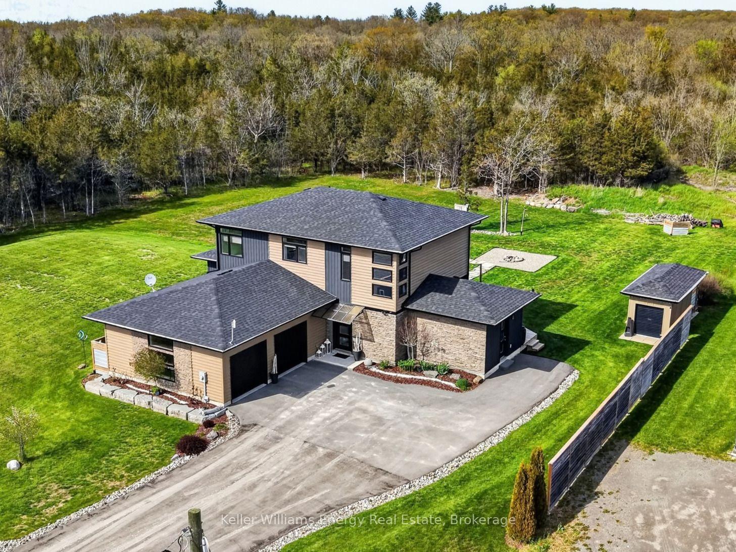 Photo 1 of 108 Foster Road, Prince Edward County, Sophiasburg Ward — HOMEH