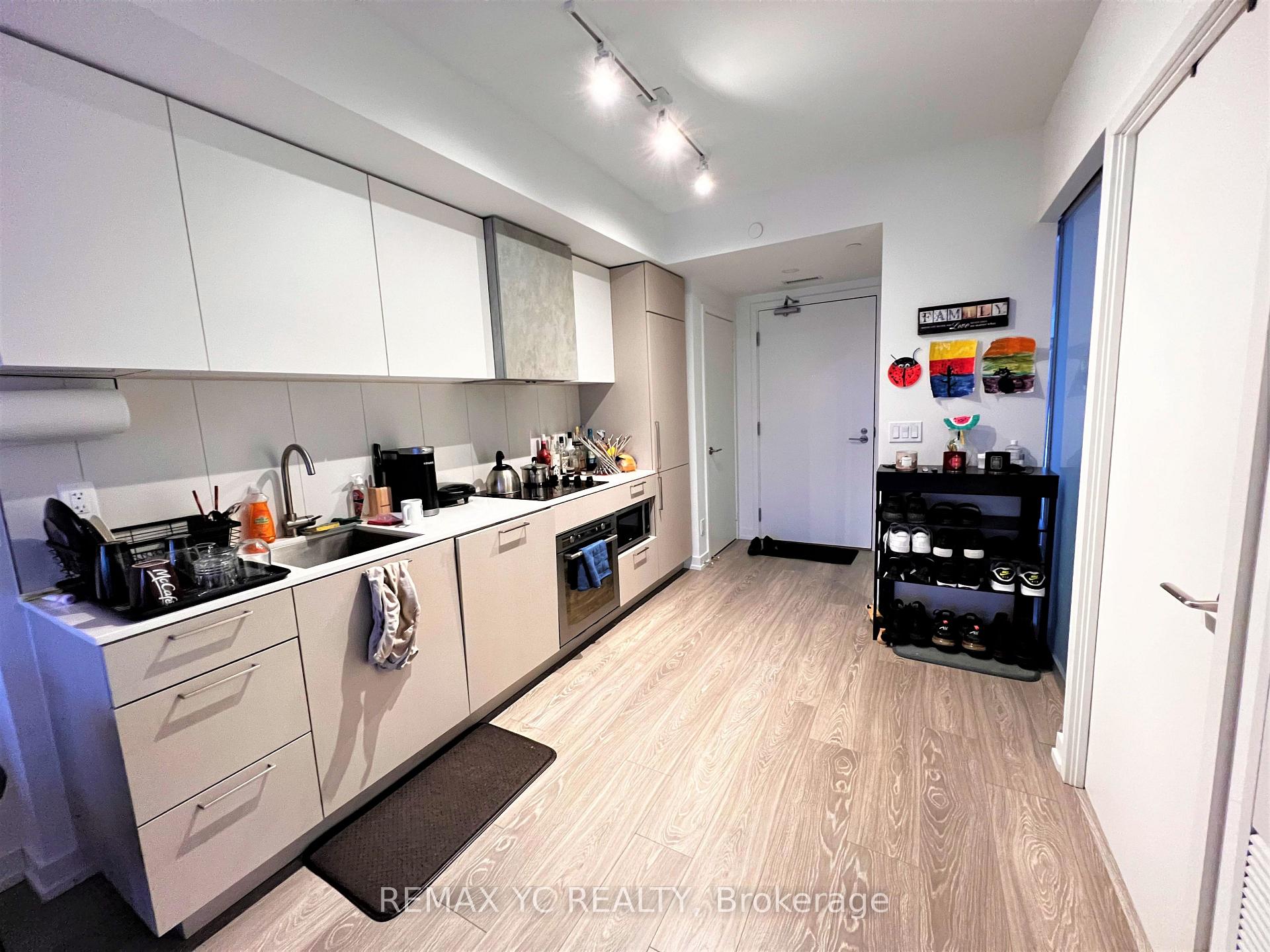 Photo 3 of Unit 2520, 19 Western Battery Road, Toronto, Niagara — HOMEH