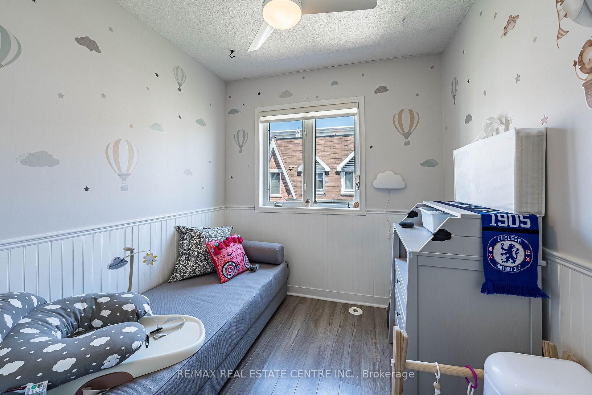 Photo 14 of Unit 920, 16 Laidlaw Street, Toronto, South Parkdale — HOMEH