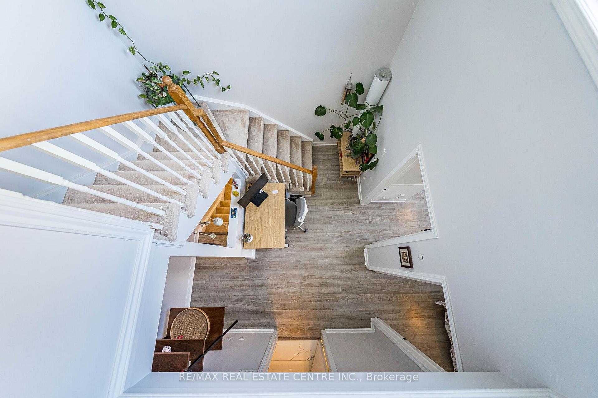 Photo 25 of Unit 920, 16 Laidlaw Street, Toronto, South Parkdale — HOMEH