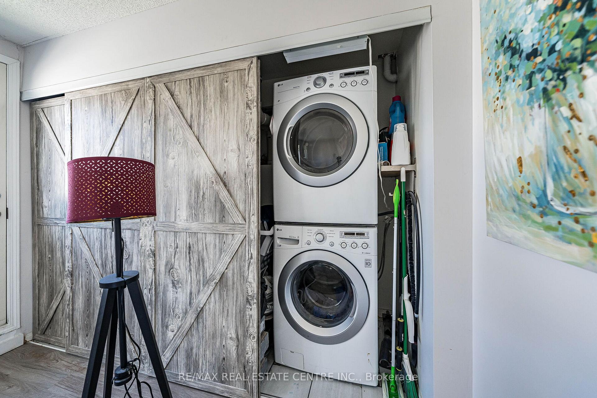 Photo 28 of Unit 920, 16 Laidlaw Street, Toronto, South Parkdale — HOMEH