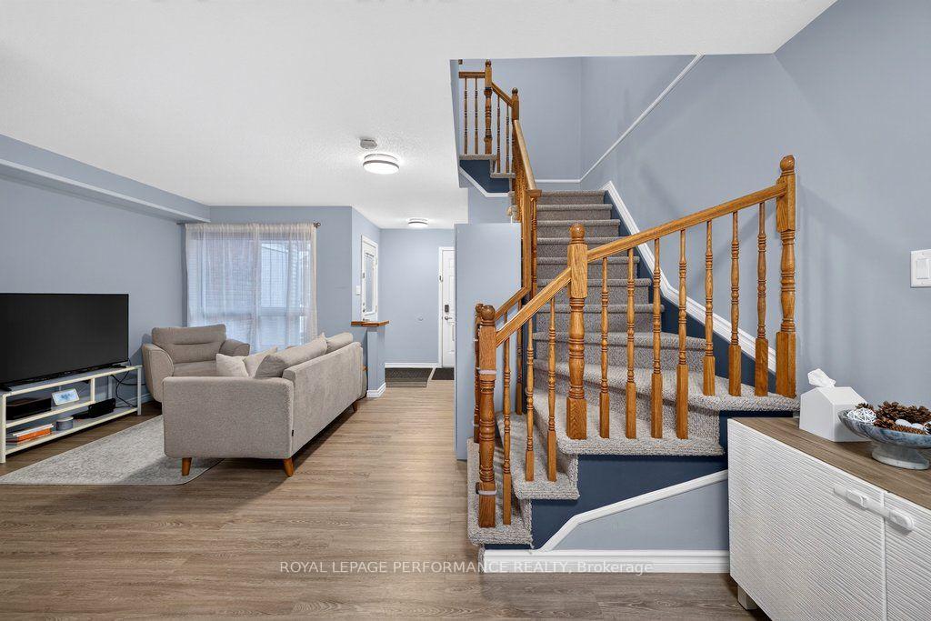 Photo 20 of 823 Nesting Way, Ottawa, Fallingbrook/Gardenway South — HOMEH