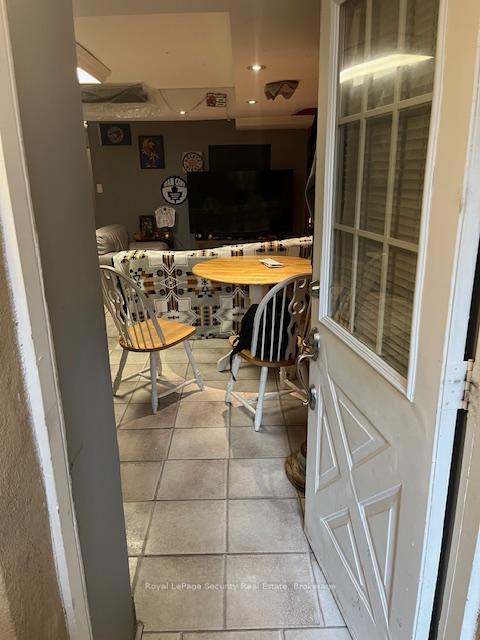 Photo 13 of 627 Caledonia Road, North York, Briar Hill-Belgravia — HOMEH
