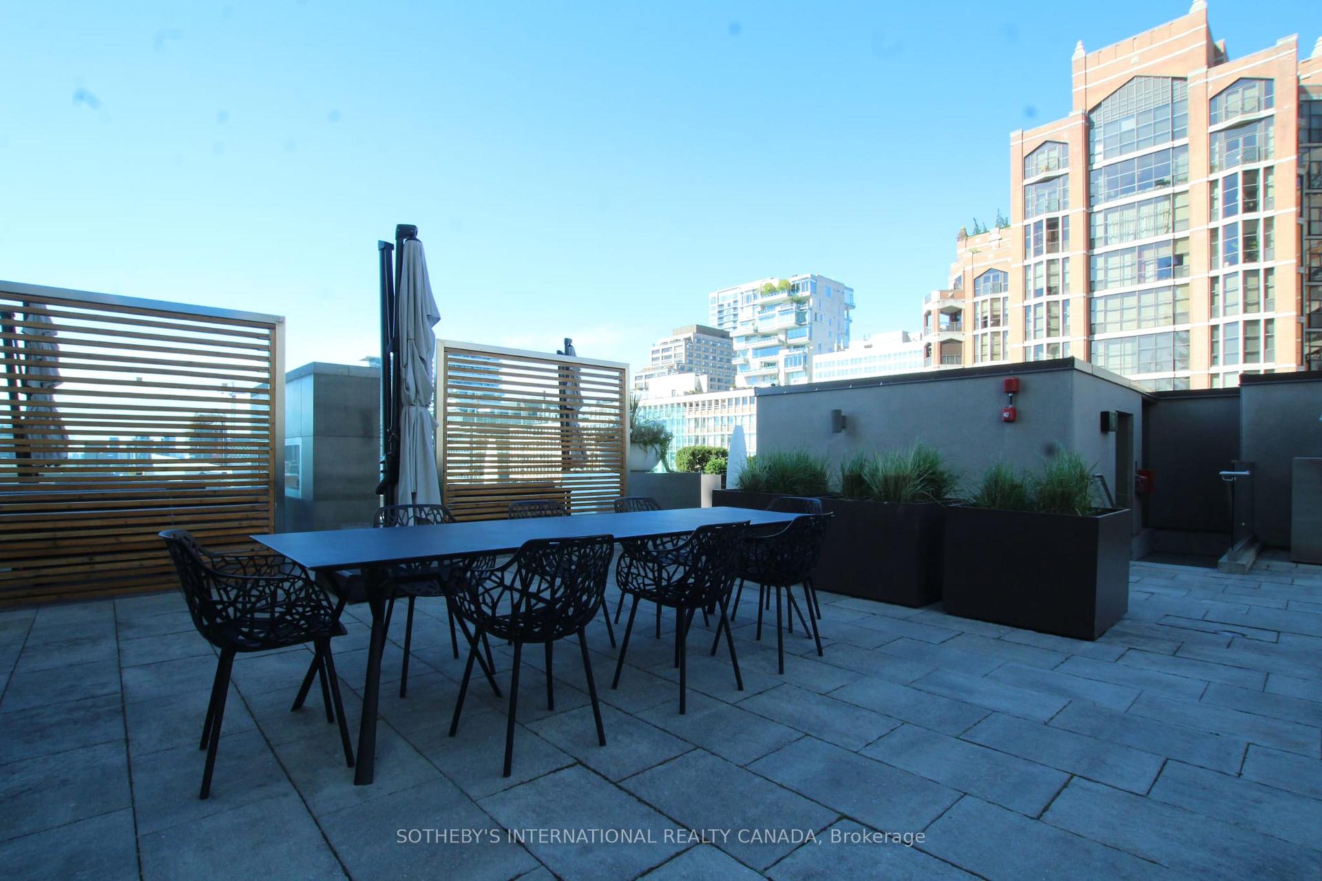 Photo 20 of Unit 1206, 2 St Thomas Street, Toronto, Bay Street Corridor — HOMEH