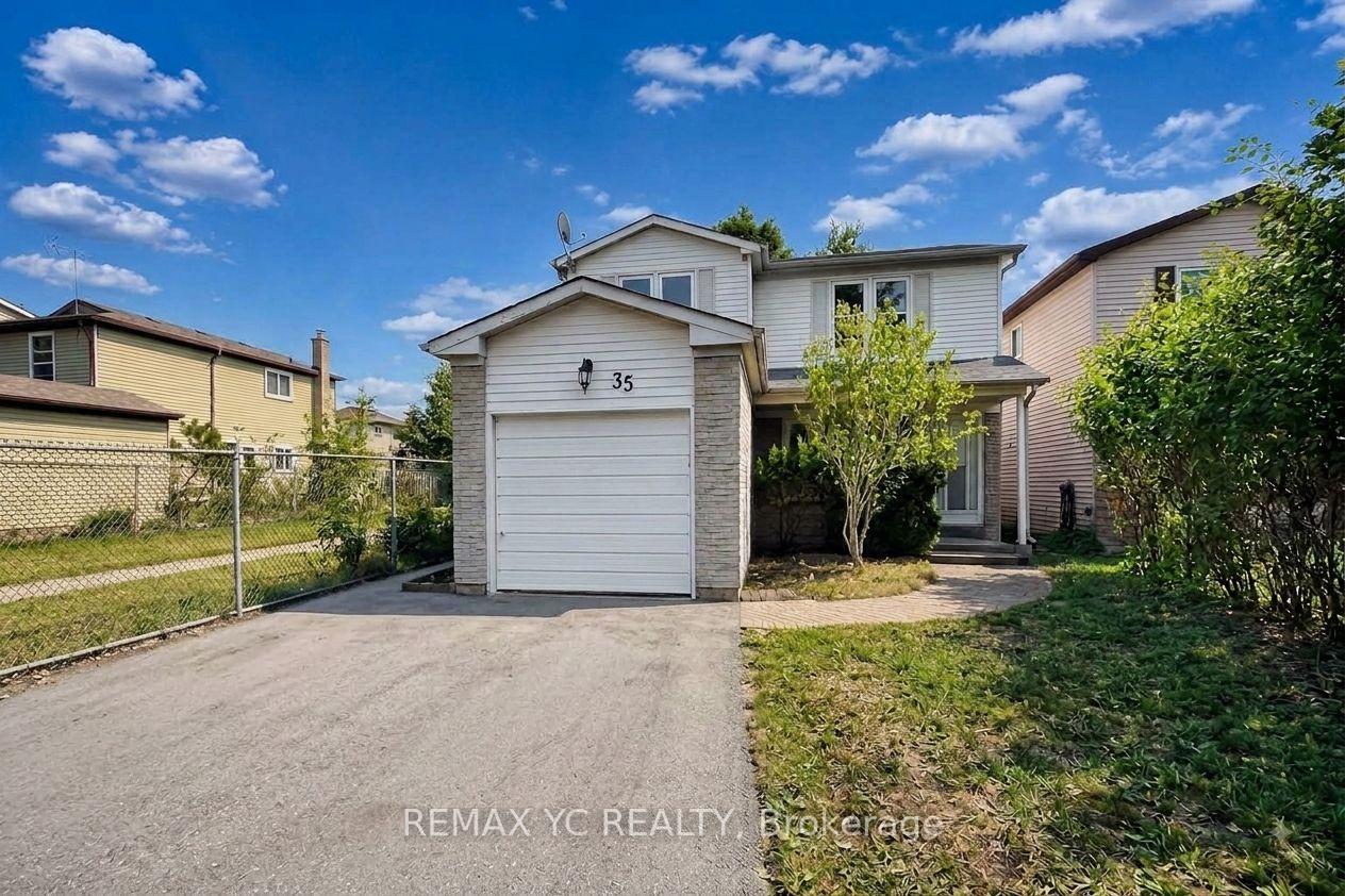 Photo 2 of 35 Kitsilano Crescent, Richmond Hill, North Richvale — HOMEH