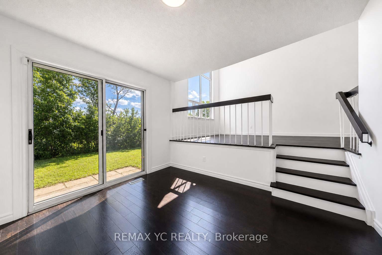 Photo 13 of 35 Kitsilano Crescent, Richmond Hill, North Richvale — HOMEH