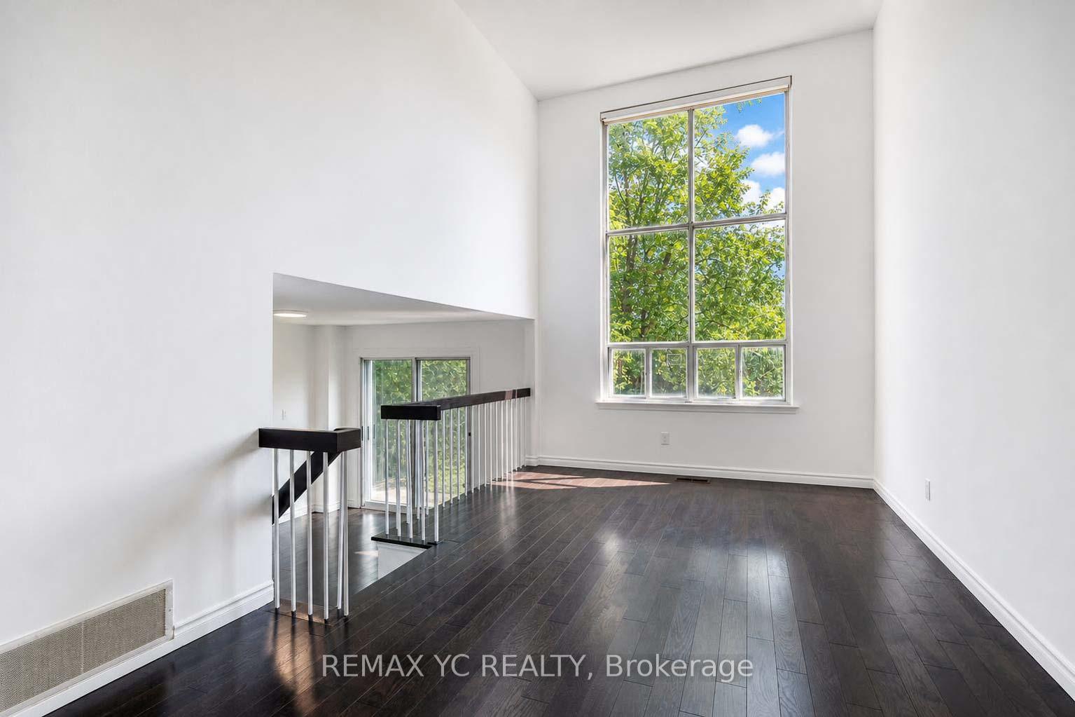 Photo 17 of 35 Kitsilano Crescent, Richmond Hill, North Richvale — HOMEH