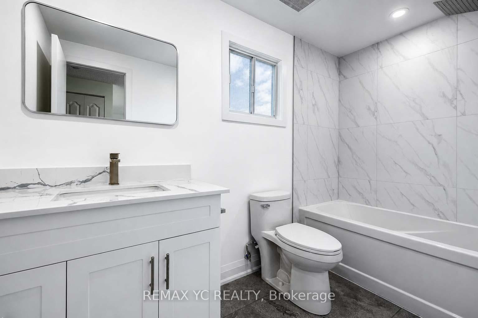 Photo 24 of 35 Kitsilano Crescent, Richmond Hill, North Richvale — HOMEH