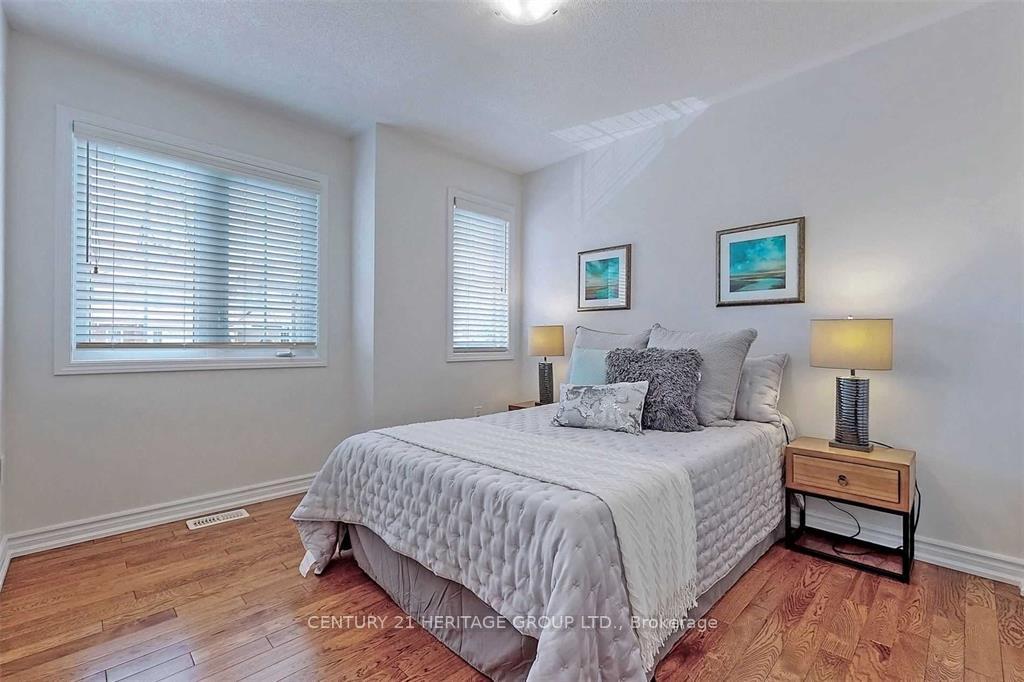 Photo 16 of 35 Cliff Gunn Road, Newmarket, Woodland Hill — HOMEH