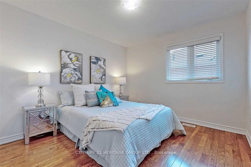Photo 18 of 35 Cliff Gunn Road, Newmarket, Woodland Hill — HOMEH
