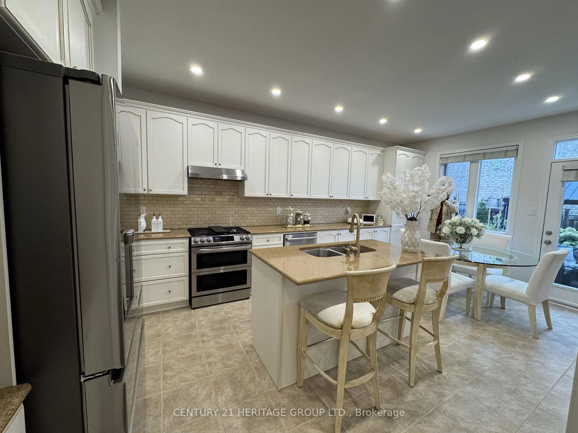 Photo 22 of 35 Cliff Gunn Road, Newmarket, Woodland Hill — HOMEH
