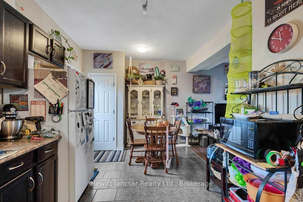 Photo 11 of 797 Hamilton Road, London, East M — HOMEH