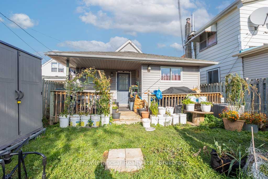 Photo 23 of 797 Hamilton Road, London, East M — HOMEH